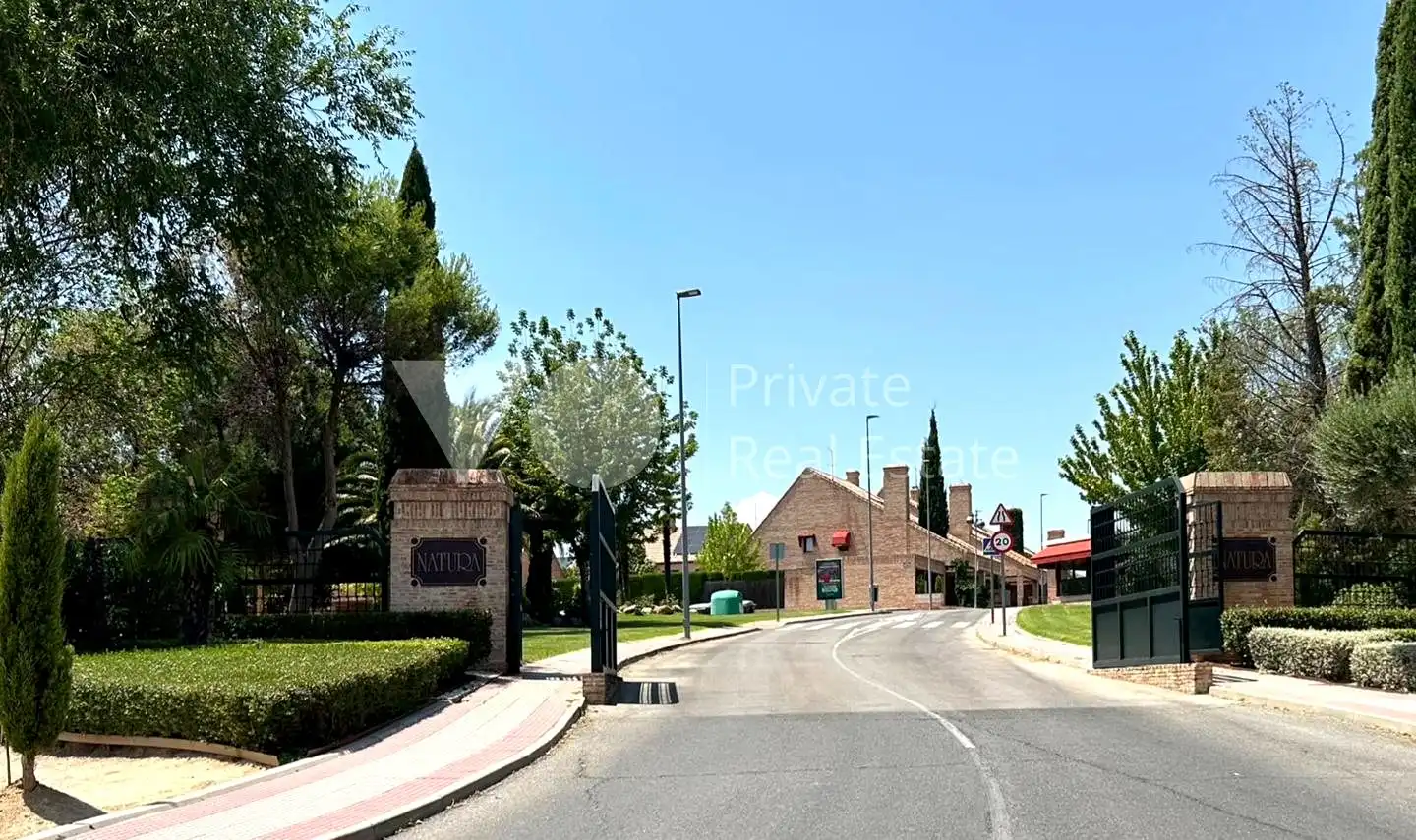 Casa adosada en venda a Las Vegas - Santa María