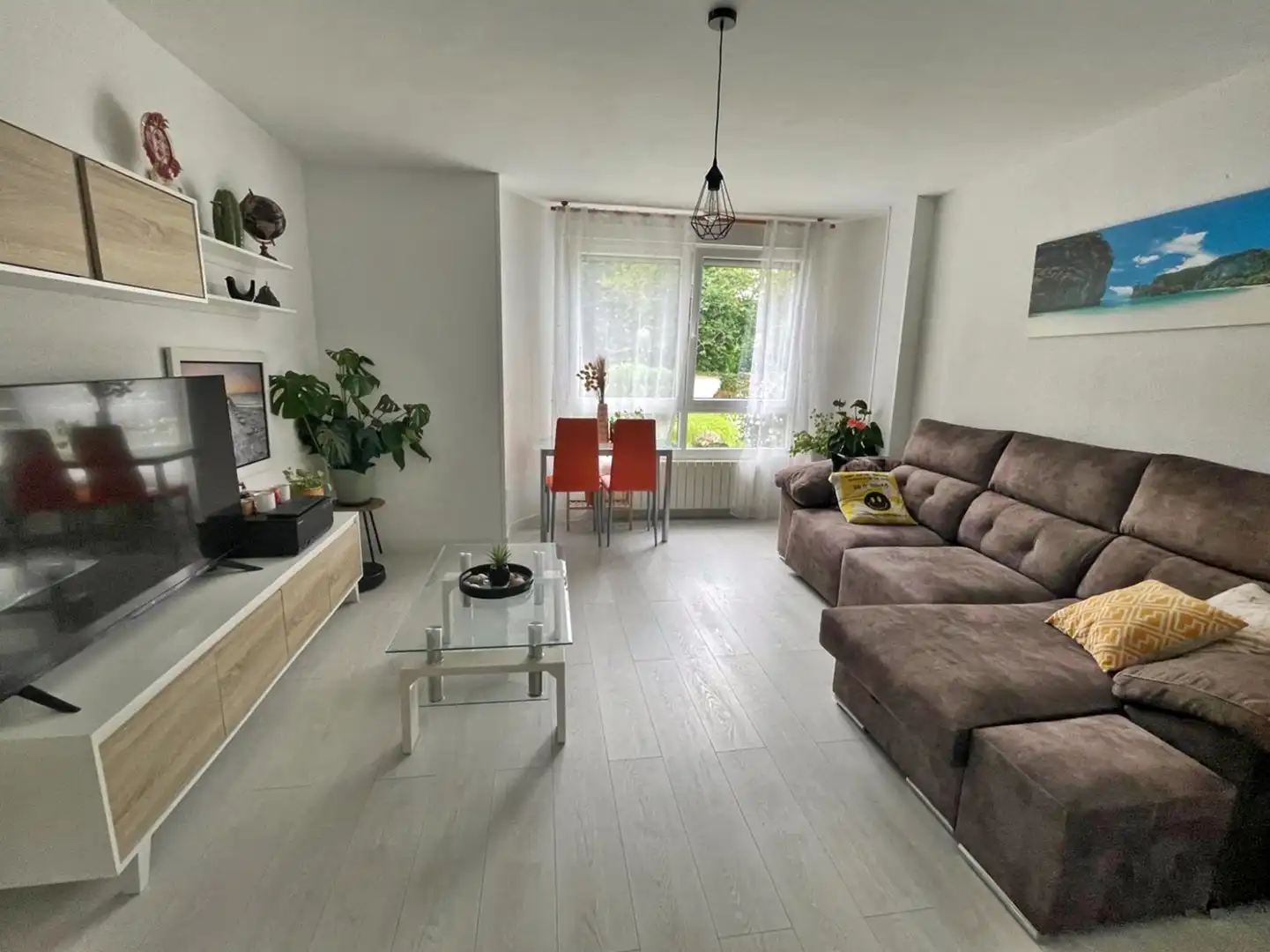Sala d'estar de Pis en venda en Piélagos amb Calefacció, Parquet i Terrassa