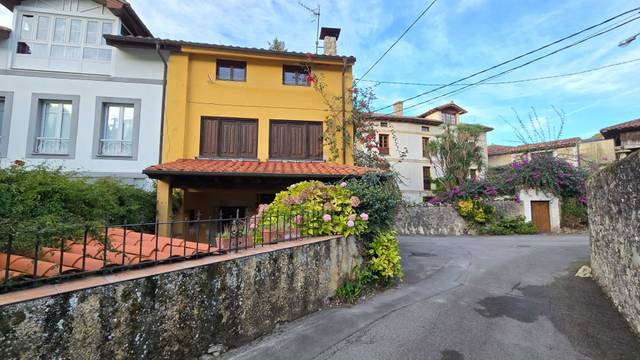 Casa-chalet en Venta en Pría - Nueva-Hontoria - Naves