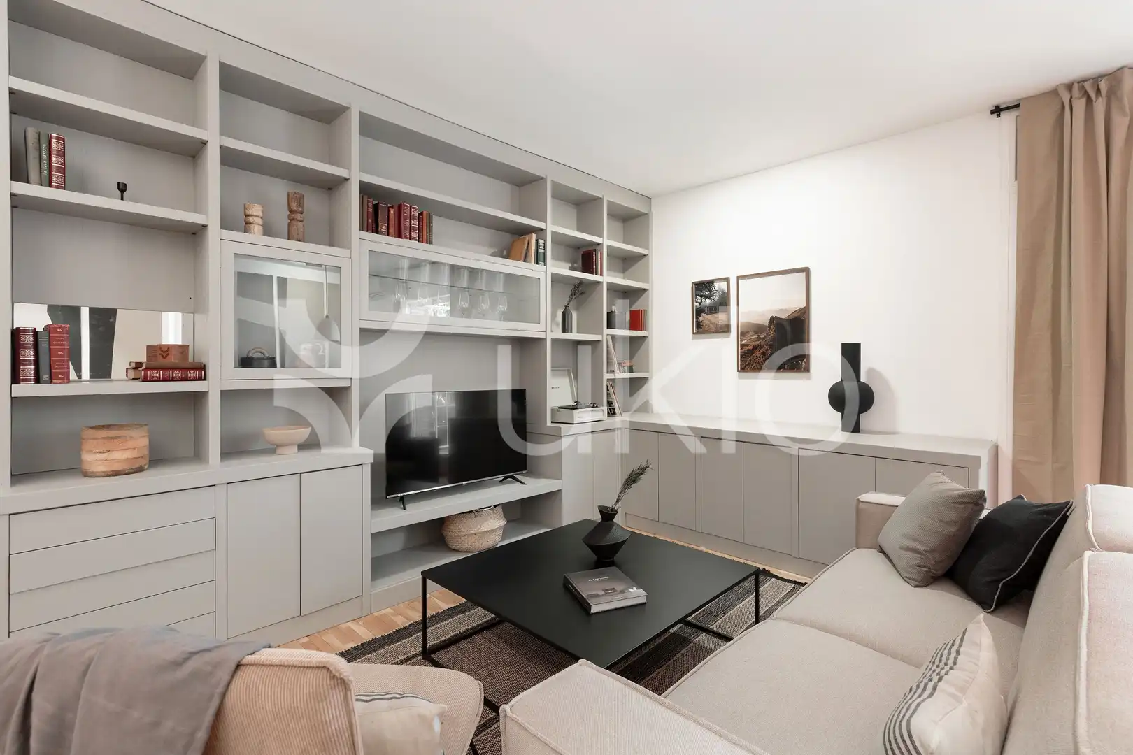Sala d'estar de Apartament de lloguer en Barcelona amb Aire condicionat, Terrassa i Moblat