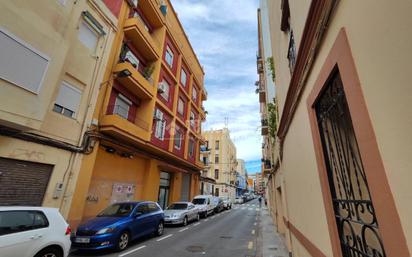 Exterior view of Flat for sale in  Valencia Capital  with Air Conditioner and Balcony