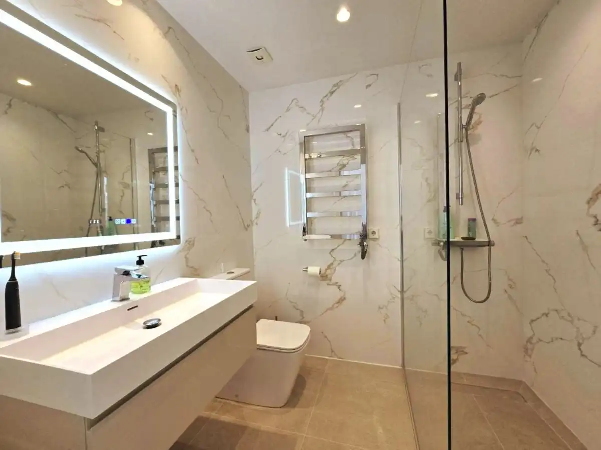 Baño de Ático en venta en Mijas con Aire acondicionado, Calefacción y Terraza
