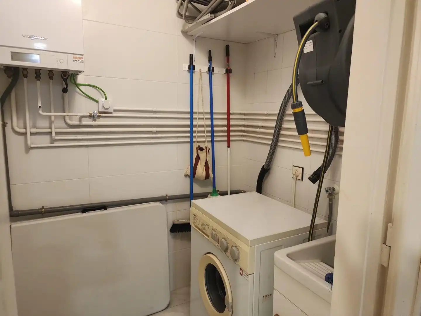Piso de alquiler en Jaca con Calefacción, Jardín privado y Parquet
