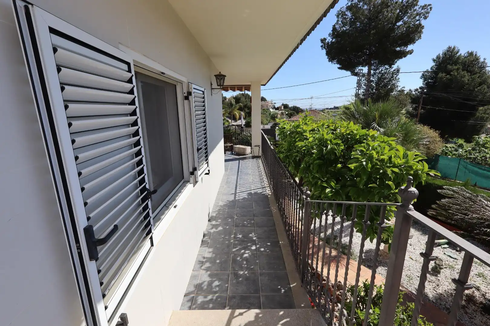 Terraza de Casa o chalet en venta en Chiva con Aire acondicionado, Calefacción y Jardín privado
