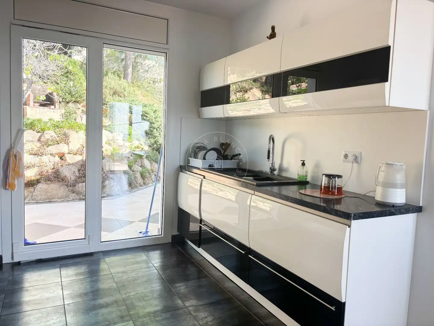Cuina de Casa o xalet en venda en Lloret de Mar amb Aire condicionat, Calefacció i Jardí privat