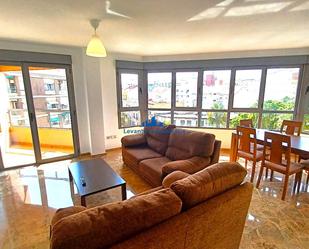 Living room of Flat to rent in  Valencia Capital  with Air Conditioner and Balcony