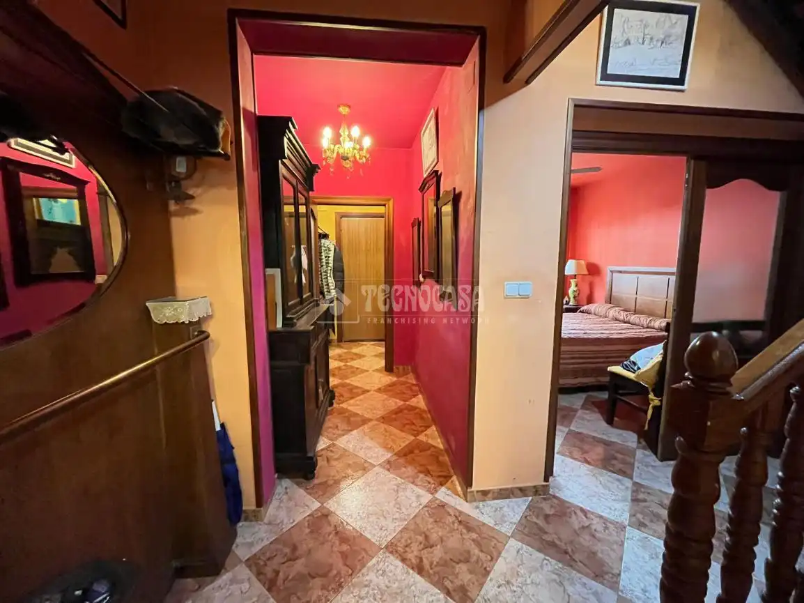 Casa adosada en venta en Linares con Aire acondicionado y Calefacción