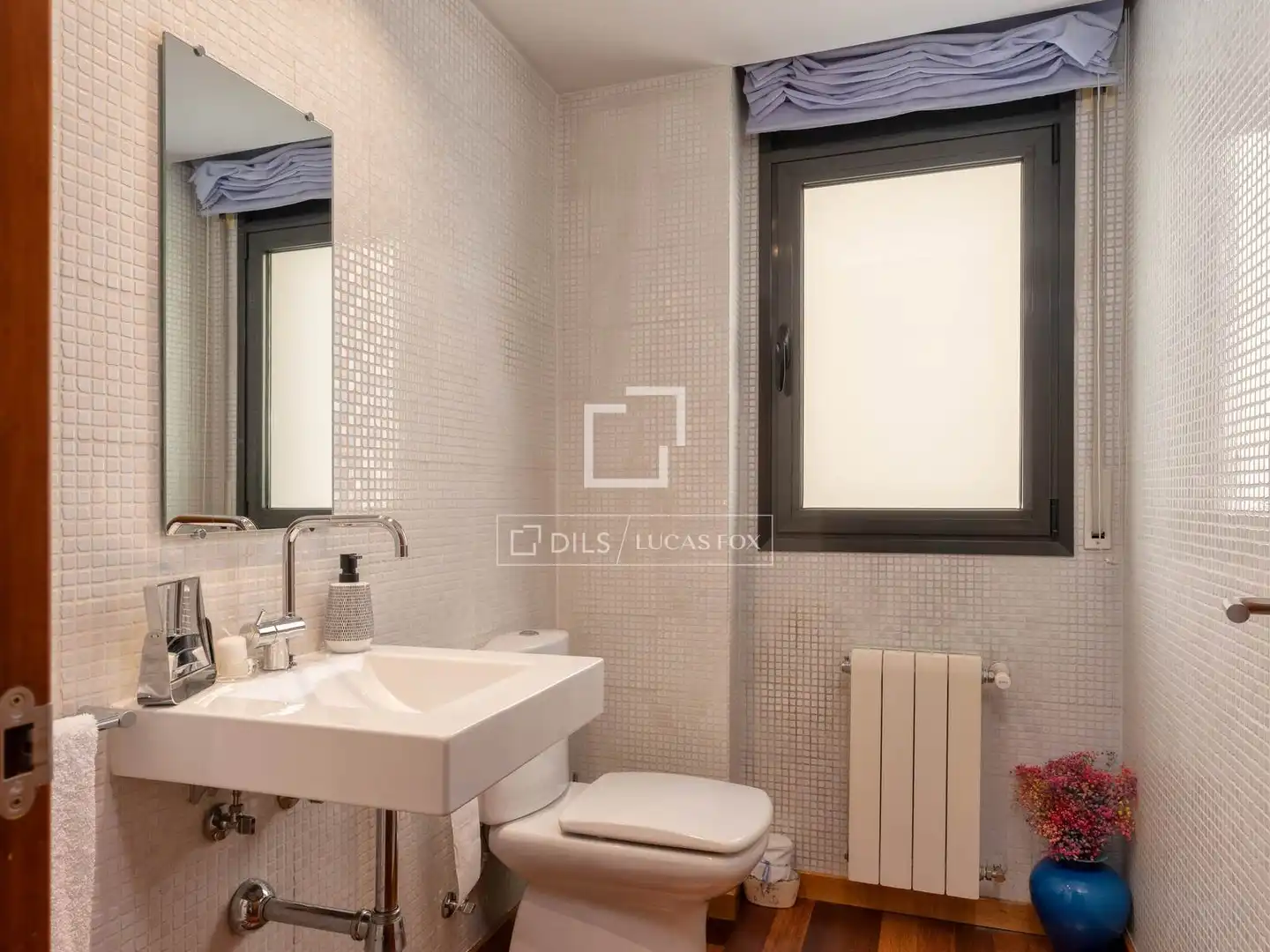 Bathroom of Houses for sale in Sarrià de Ter  with Air Conditioner, Heating and Private garden