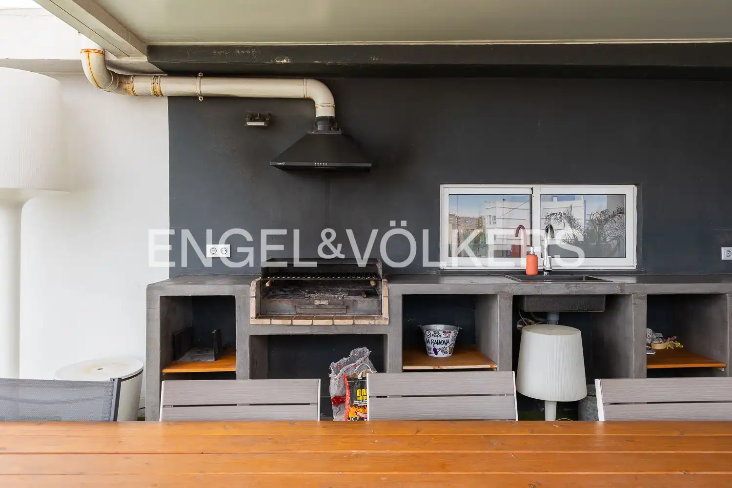 Cocina de Casa o chalet en venta en Valencia con Aire acondicionado, Calefacción y Terraza