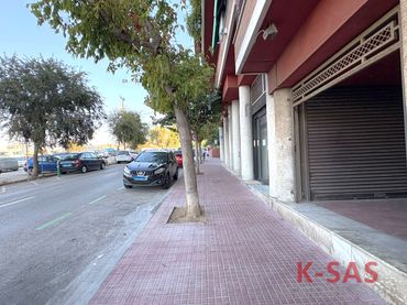 Local comercial en alquiler en Avinguda de la Ciutat de l'Hospitalet 73