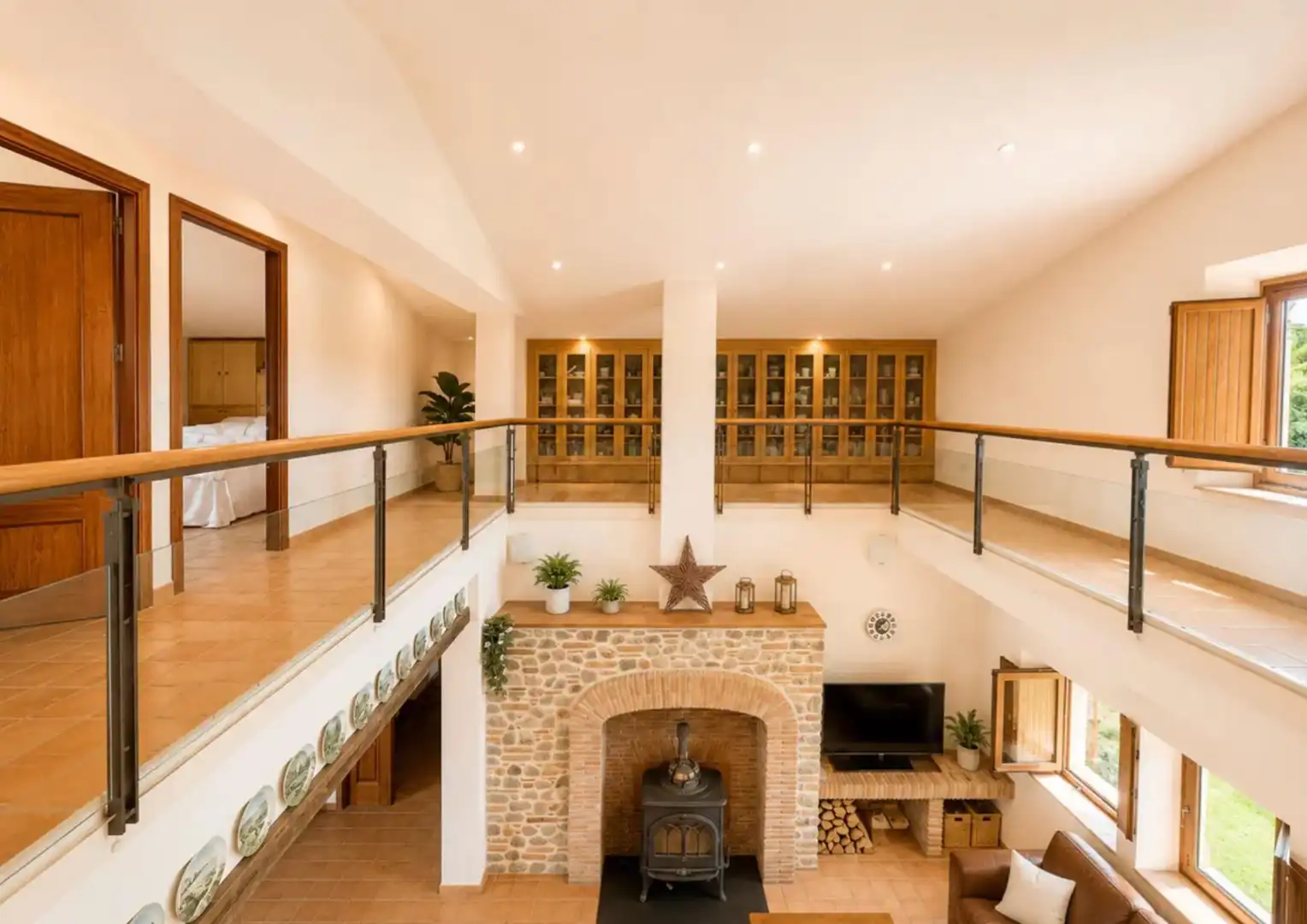 Sala d'estar de Finca rústica en venda en Vilobí d'Onyar amb Jardí privat, Terrassa i Piscina