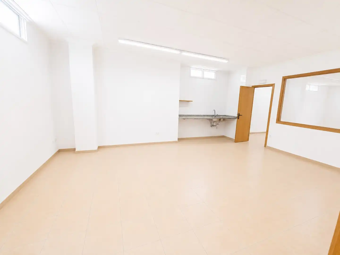 Local commercial à vendre à Miami Platja, imagen 13