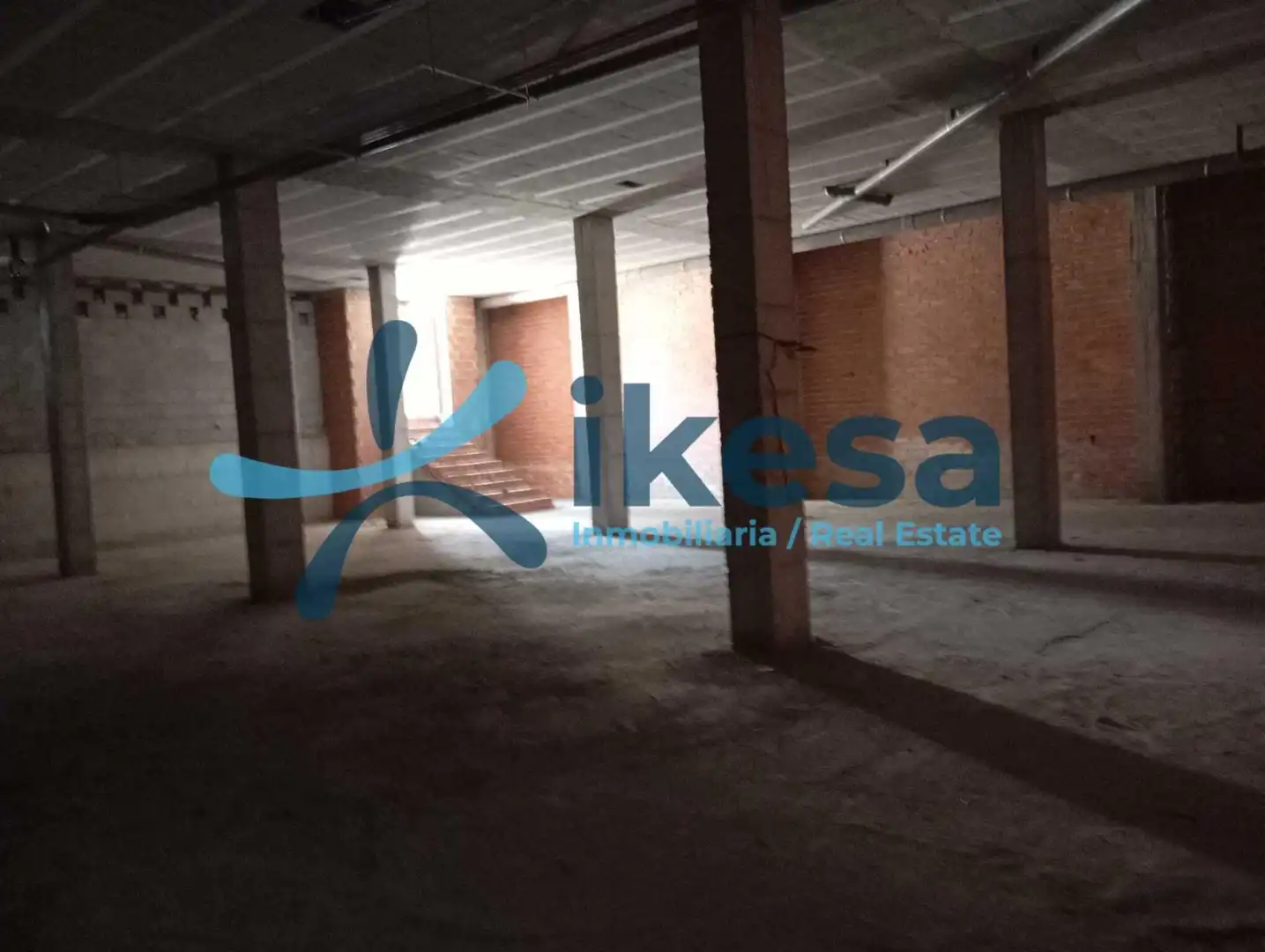Local comercial en venda a Baza, imagen 5