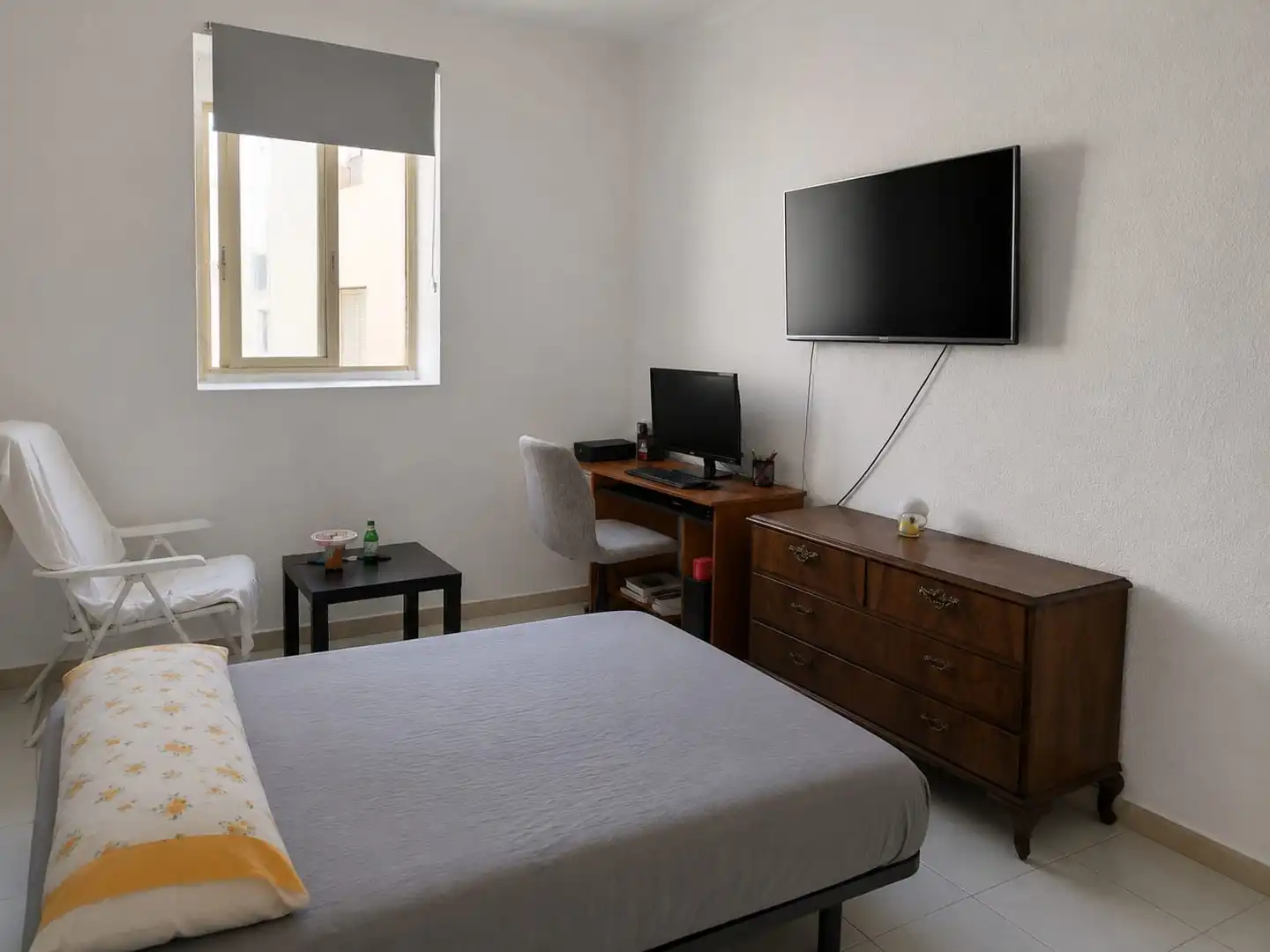 Habitación de Casa adosada en venta en Novelda con Terraza y Amueblado