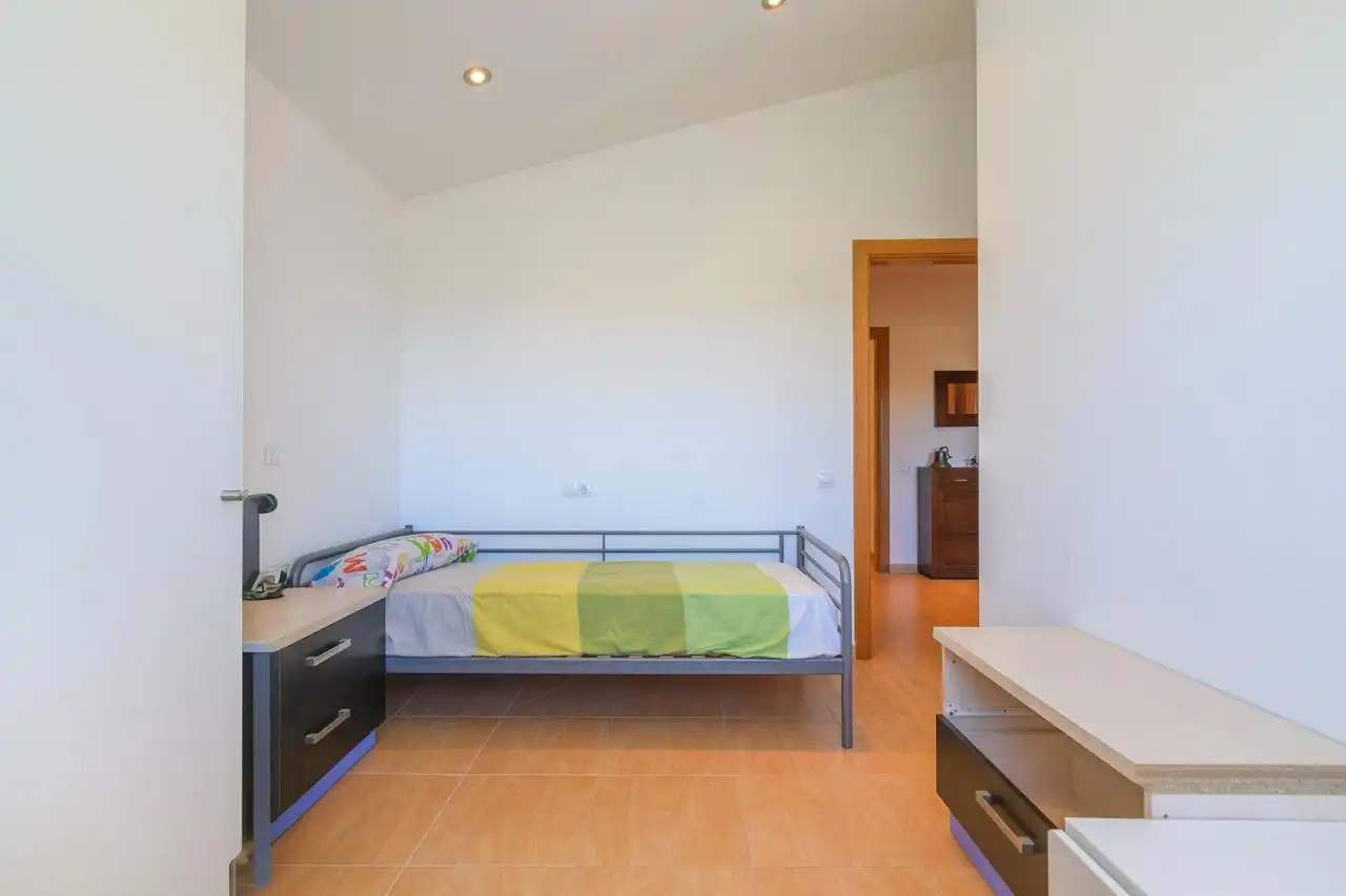 Dormitori de Casa o xalet en venda en Castellnou de Bages amb Jardí privat, Terrassa i Piscina