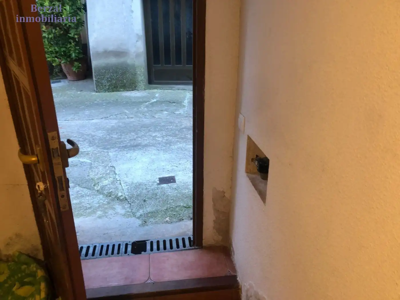 Country house zum Verkauf in Calle Calle Mayor, Hornos de Moncalvillo