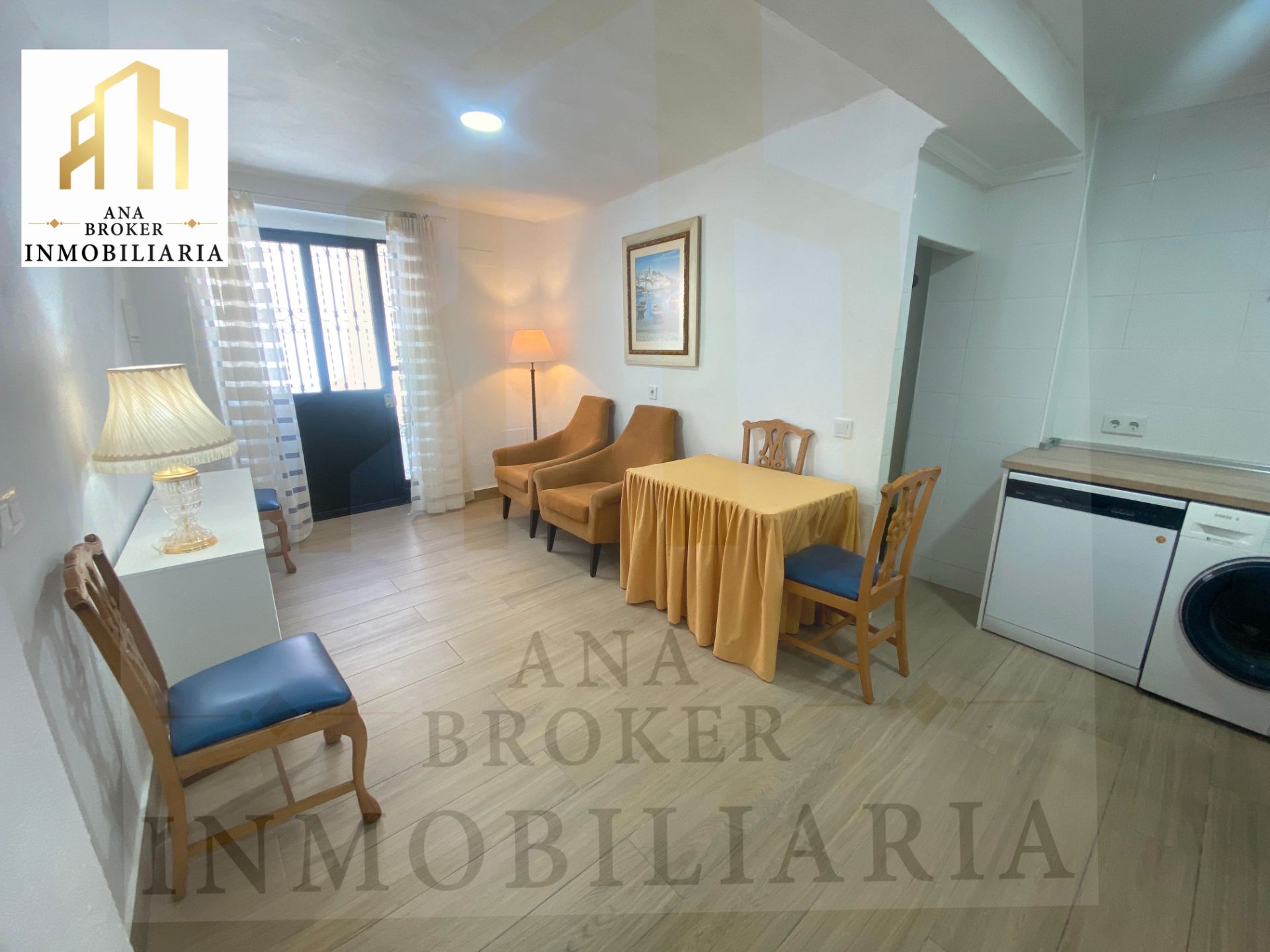 Exterior view of Flat for sale in Ronda  with Furnished