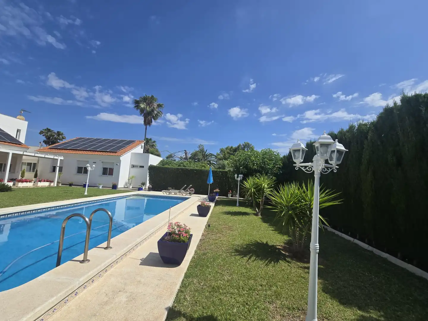 Jardí de Casa o xalet en venda en Castellón de la Plana / Castelló de la Plana amb Aire condicionat, Calefacció i Jardí privat