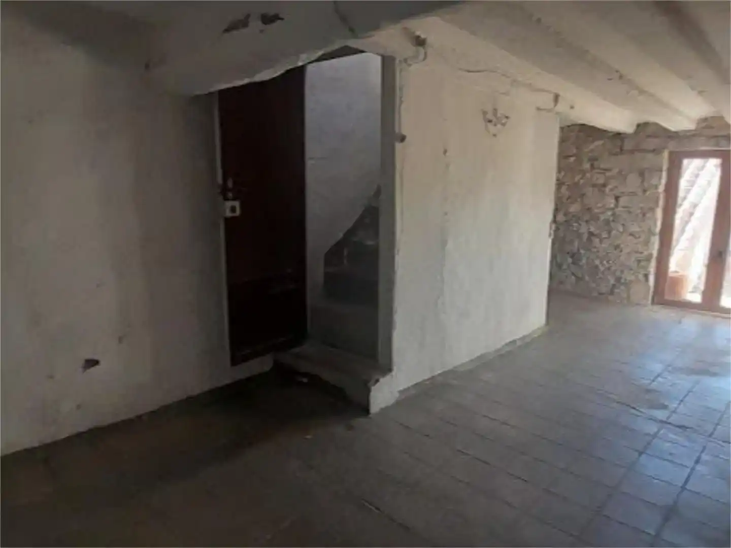 Casa adosada en venda en Puertomingalvo