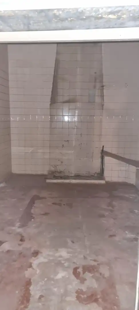 Bany de Nau industrial en venda en Murcia