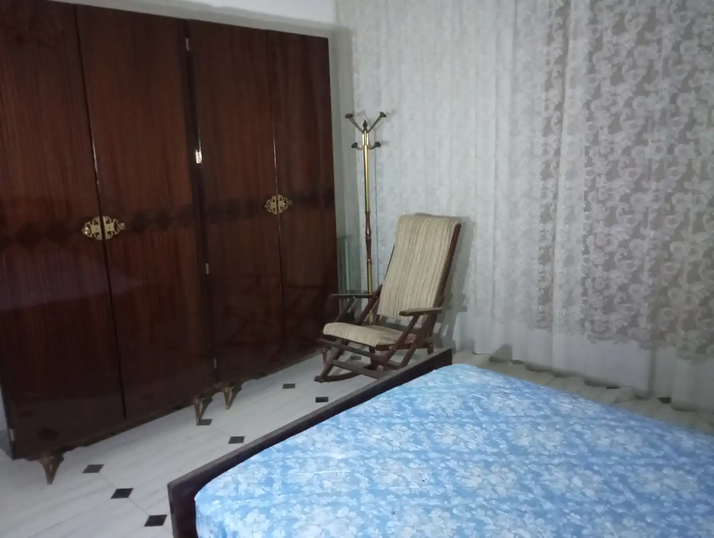 Habitación de Edificio en venta en Baza