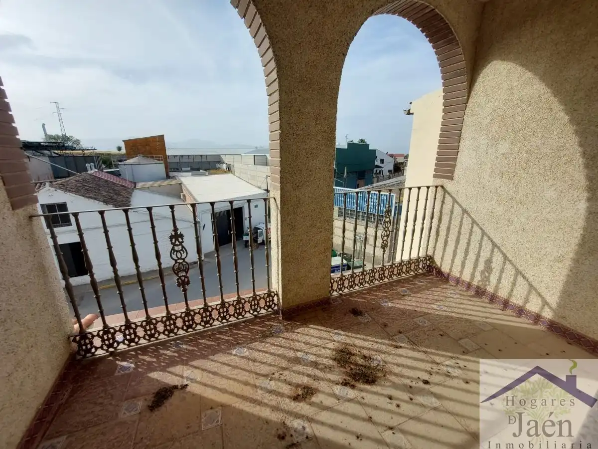 Terraza de Piso en venta en Begíjar con Terraza