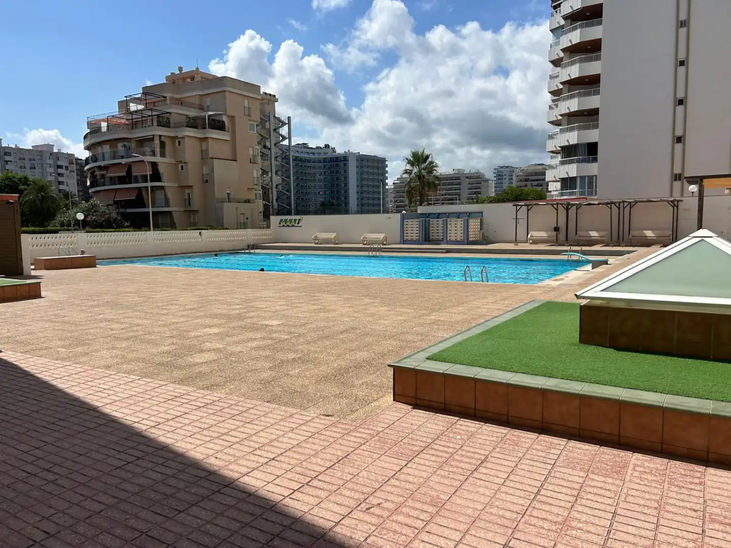 Apartamento con piscina en venta en Playa de Gandia, imagen 49