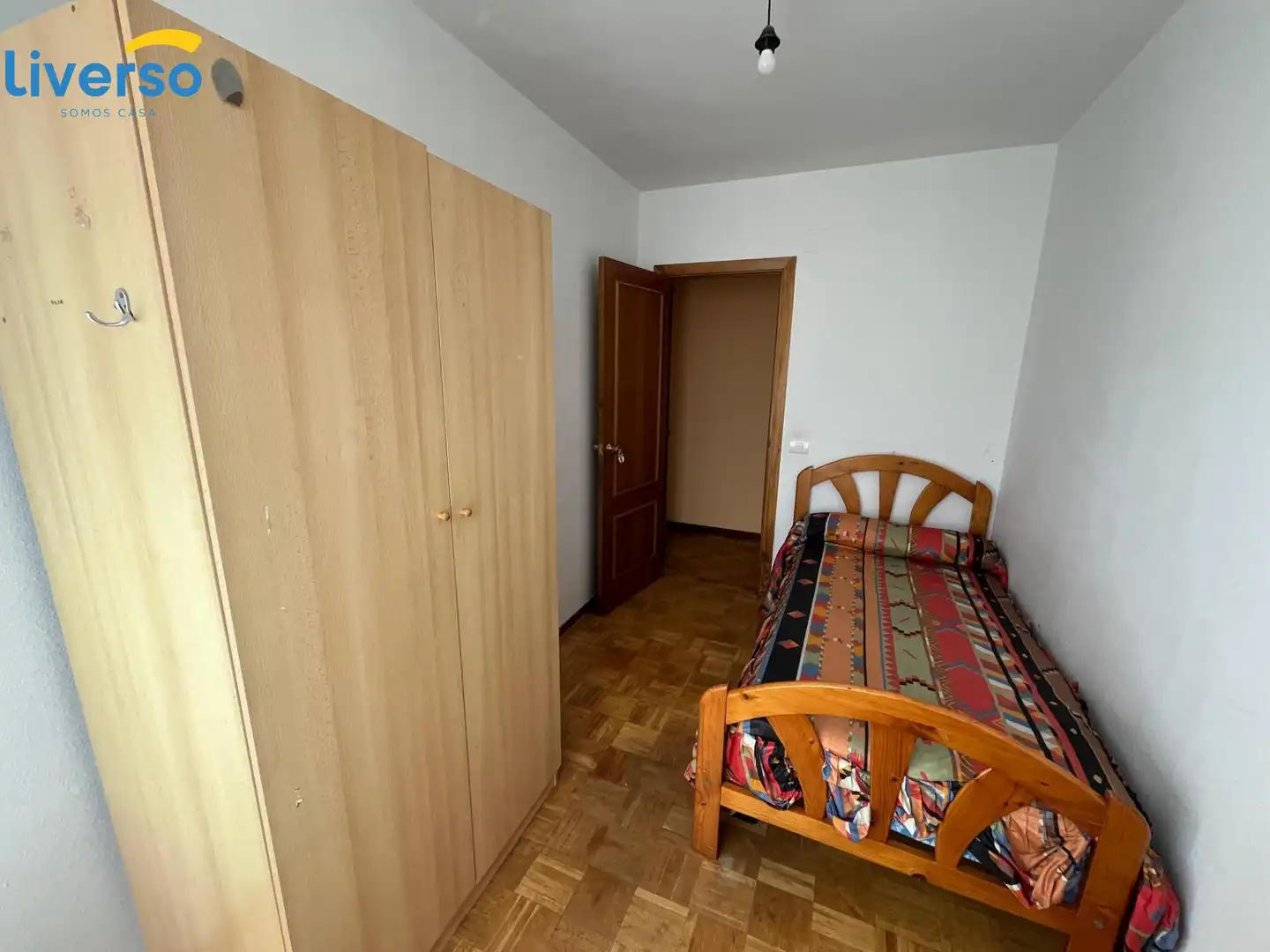 Habitació a Avenida CANTABRIA, Reyes Católicos