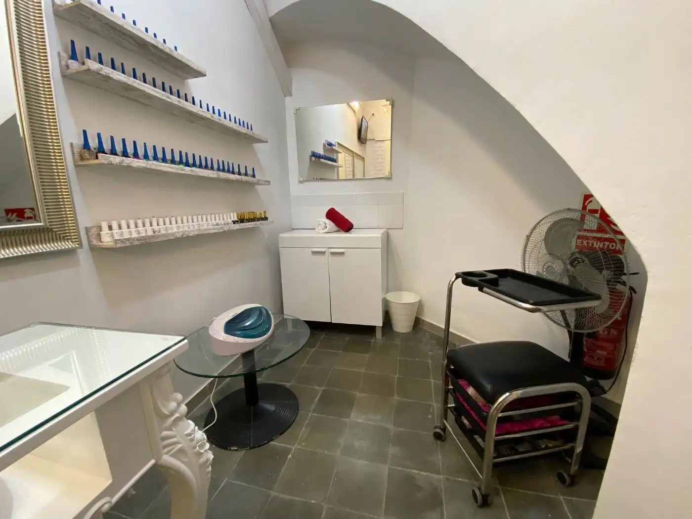Business premises for transfer in Eixample, imagen 8