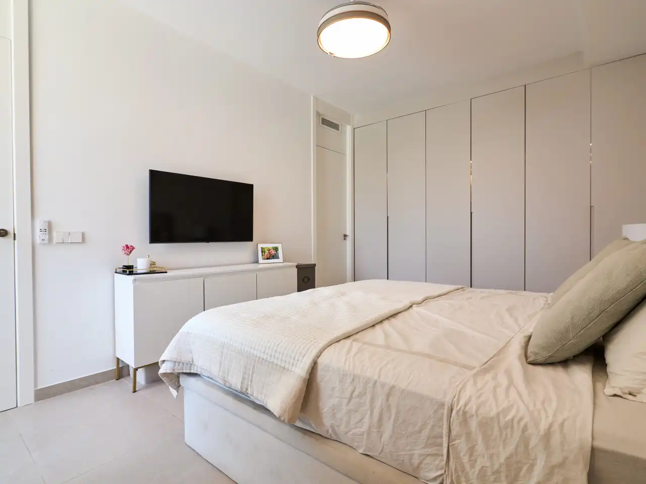 Habitación de Casa o chalet en venta en Orihuela con Aire acondicionado, Calefacción y Jardín privado