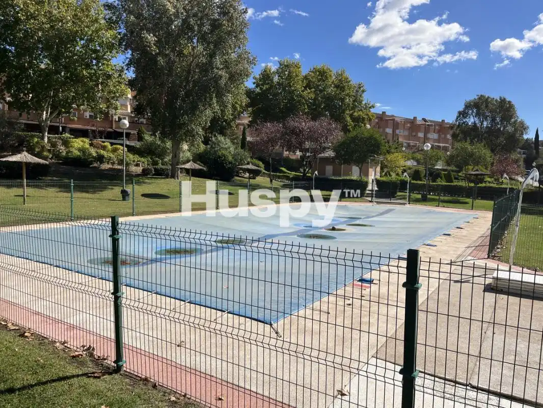 Adossat amb terrassa en venda a Calle del Peral, imagen 49