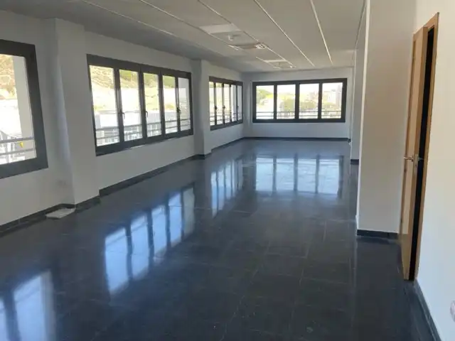 Oficina de alquiler en Lleida con Aire acondicionado