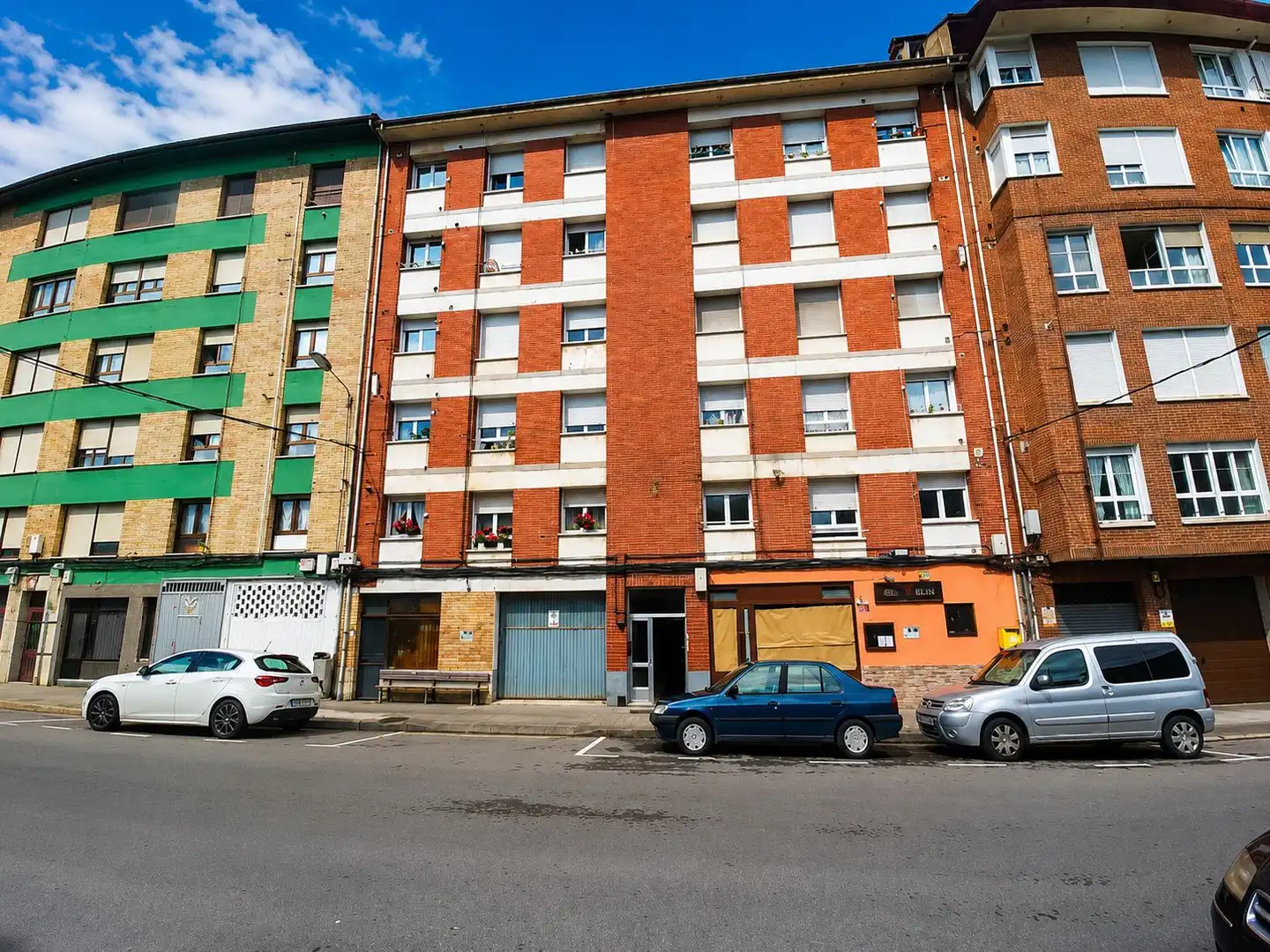 Wohnung zum Verkauf in Lena