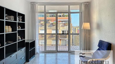 Foto 4 de Apartament en venda a Carrer Industria, El Camp de l'Arpa del Clot, Barcelona Capital