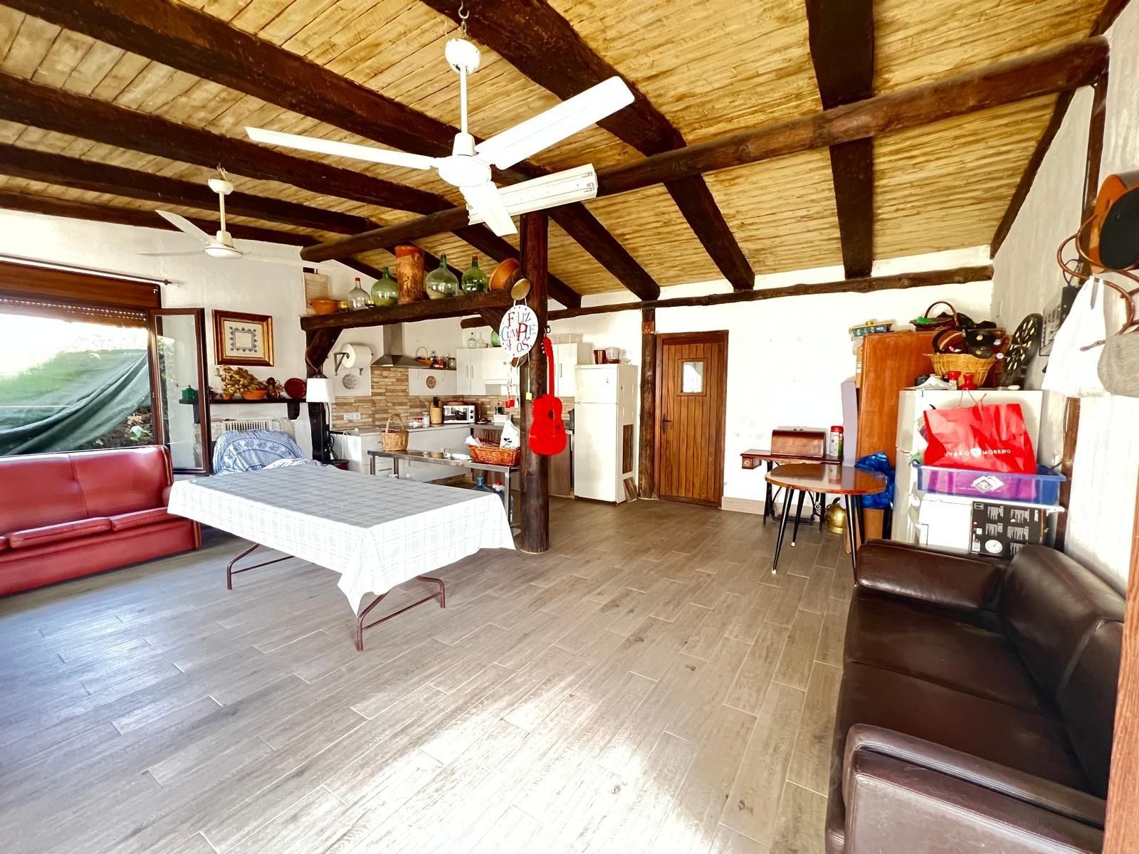 Country house for sale in Antequera  with Storage room and Swimming Pool