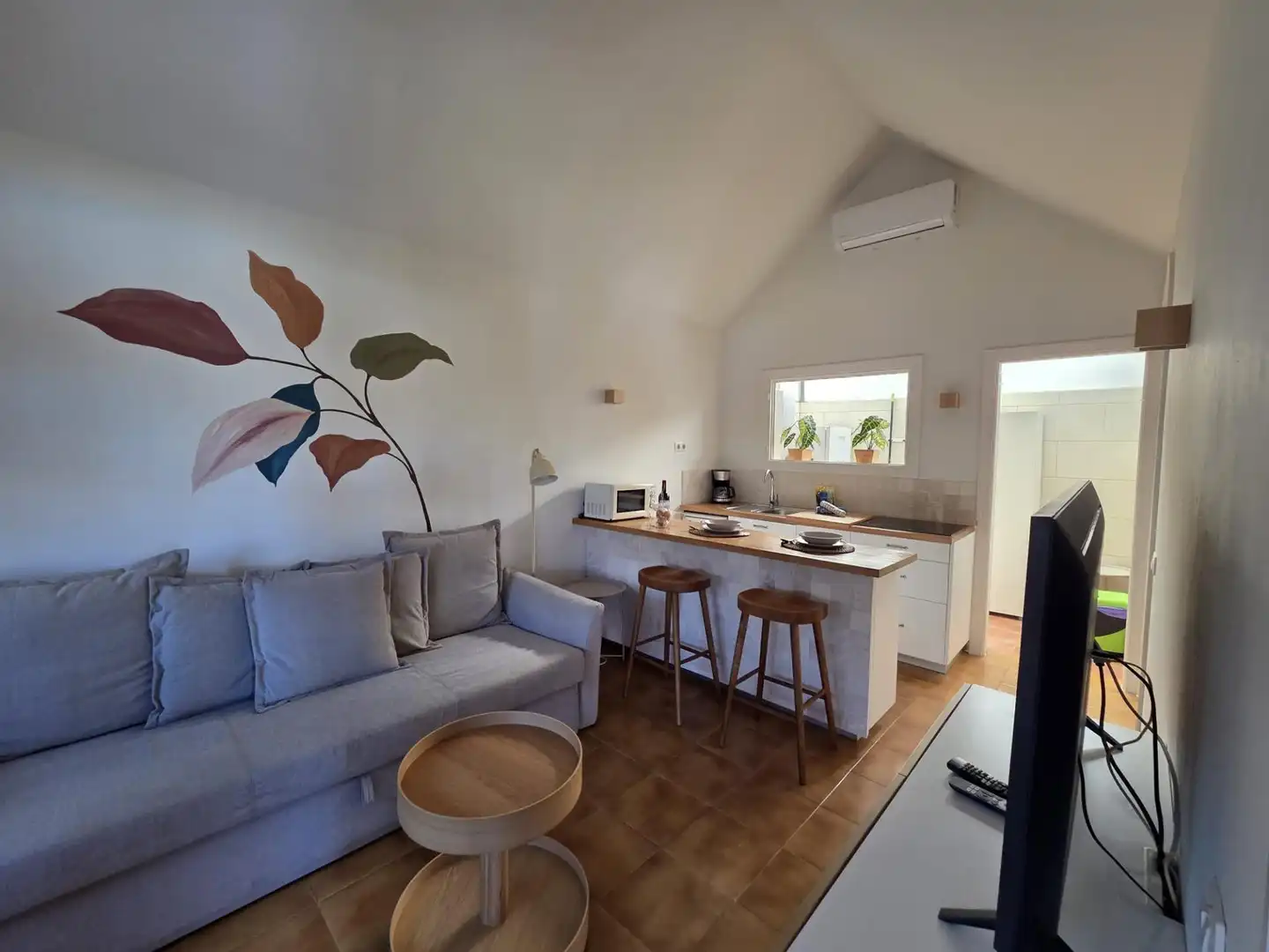 Sala d'estar de Casa o xalet en venda en San Bartolomé de Tirajana amb Aire condicionat, Jardí privat i Terrassa