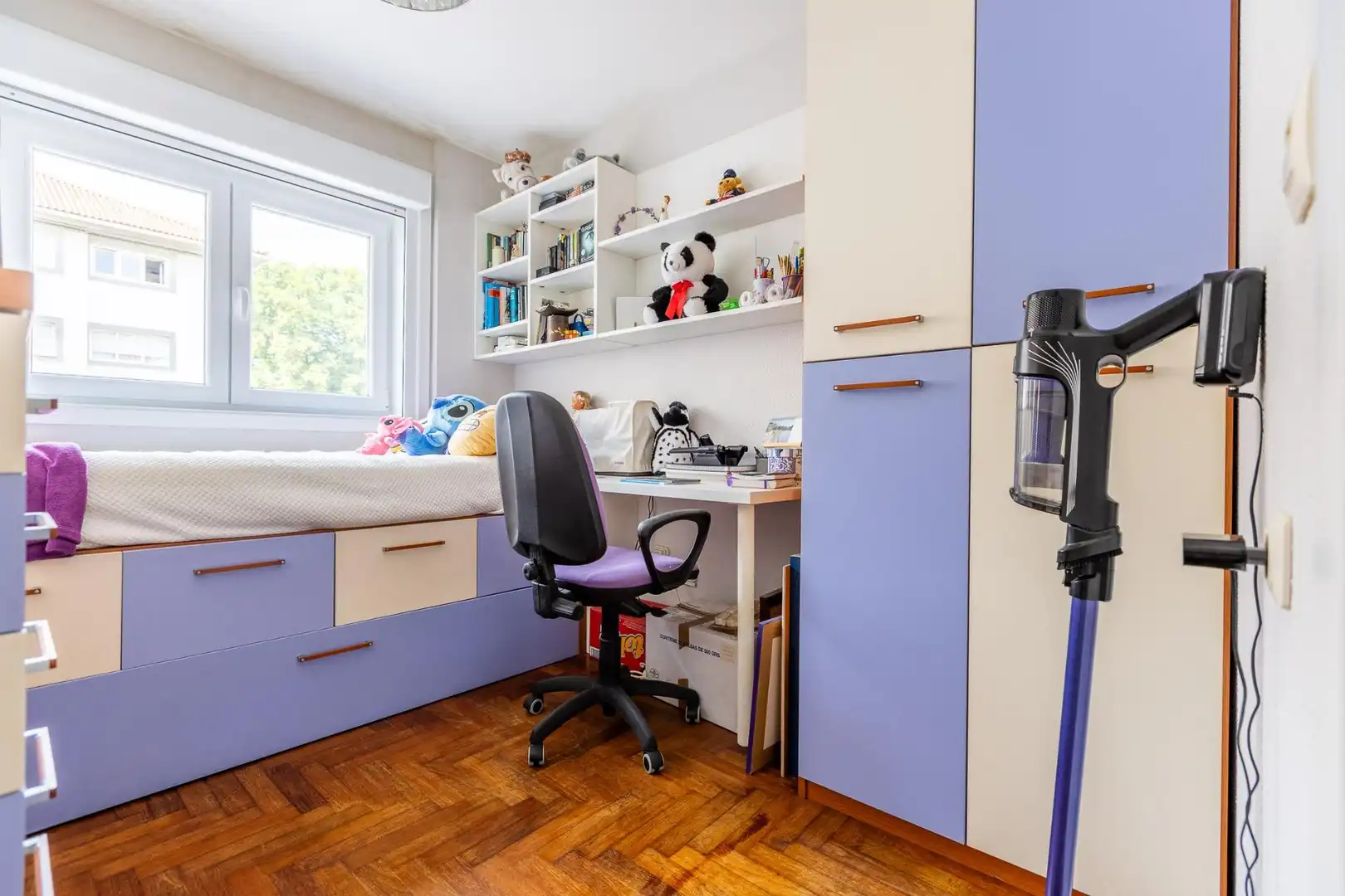 Bedroom of Flat for sale in Oleiros  with Storage room