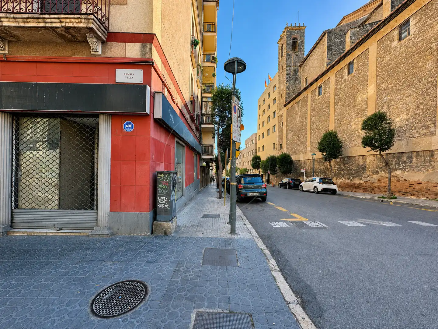 Außenansicht von Gebäude zum Verkauf in Tarragona