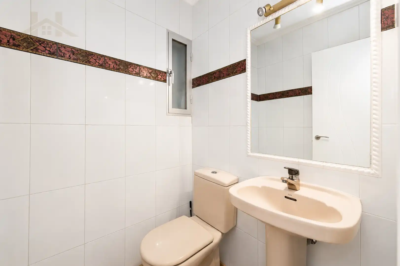 Bathroom of Houses for sale in La Moraleja  with Air Conditioner, Heating and Private garden