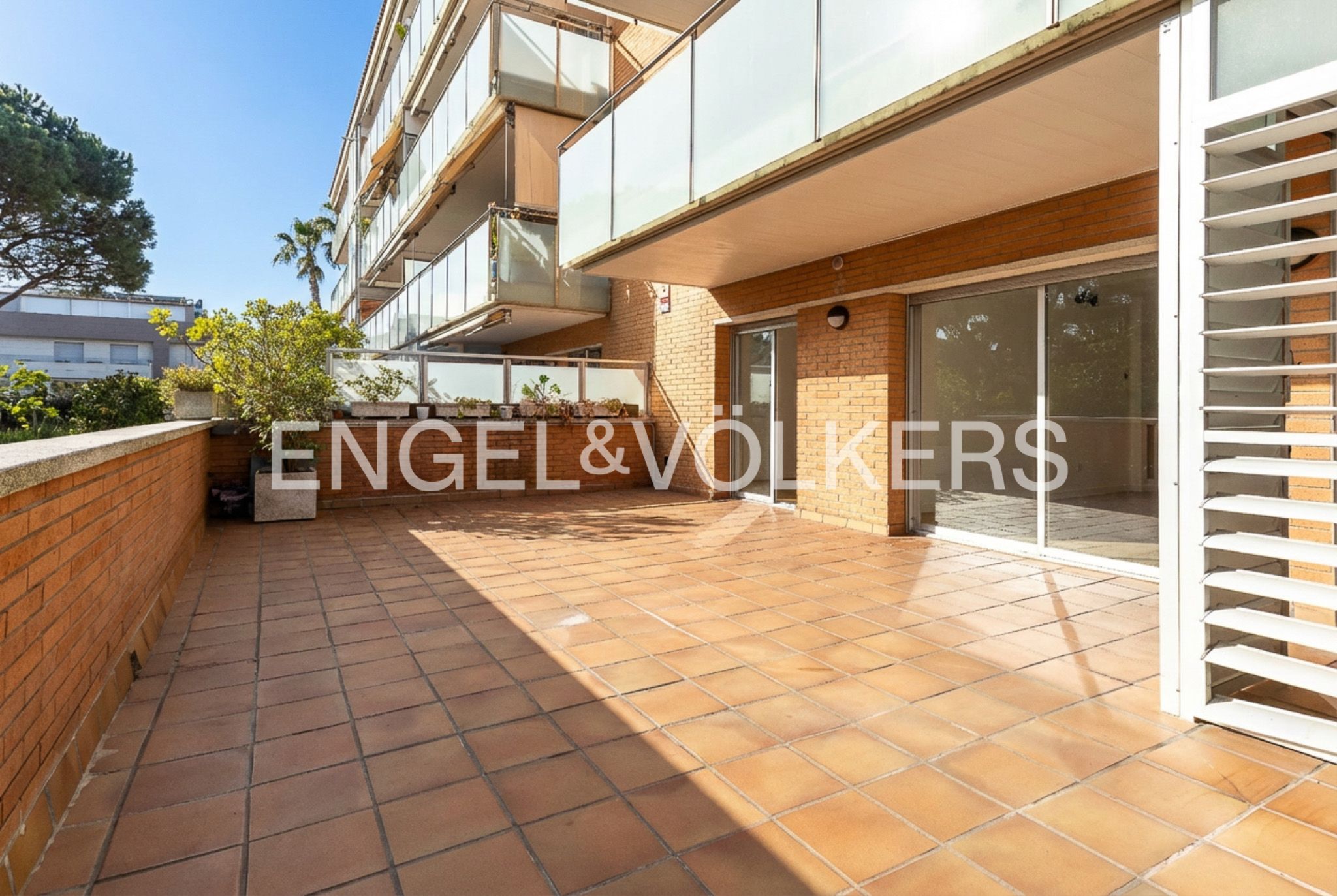 Terrassa de Pis de lloguer en Gavà amb Aire condicionat, Calefacció i Jardí privat