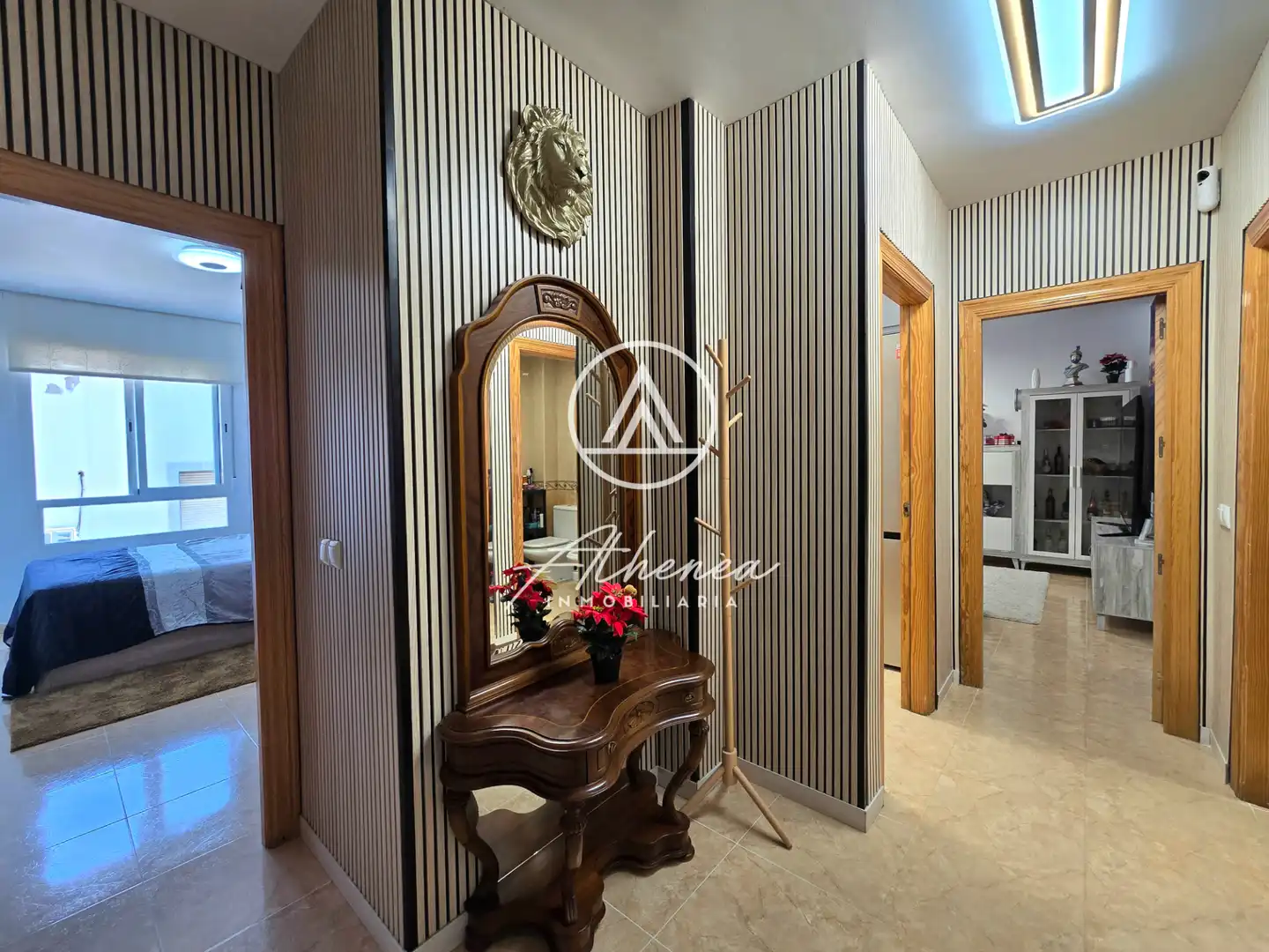 Piso en venta en Roquetas de Mar con Terraza, Amueblado y Horno