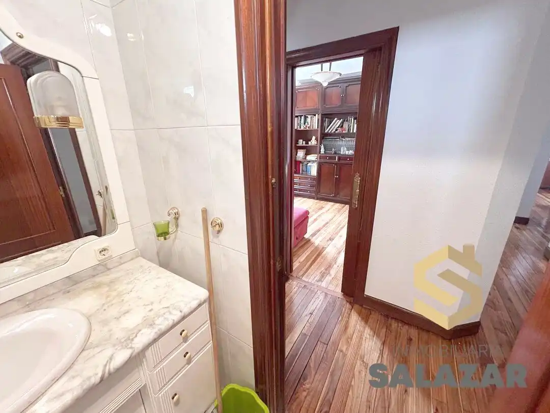 Flat for rent in Bilbao   with Heating