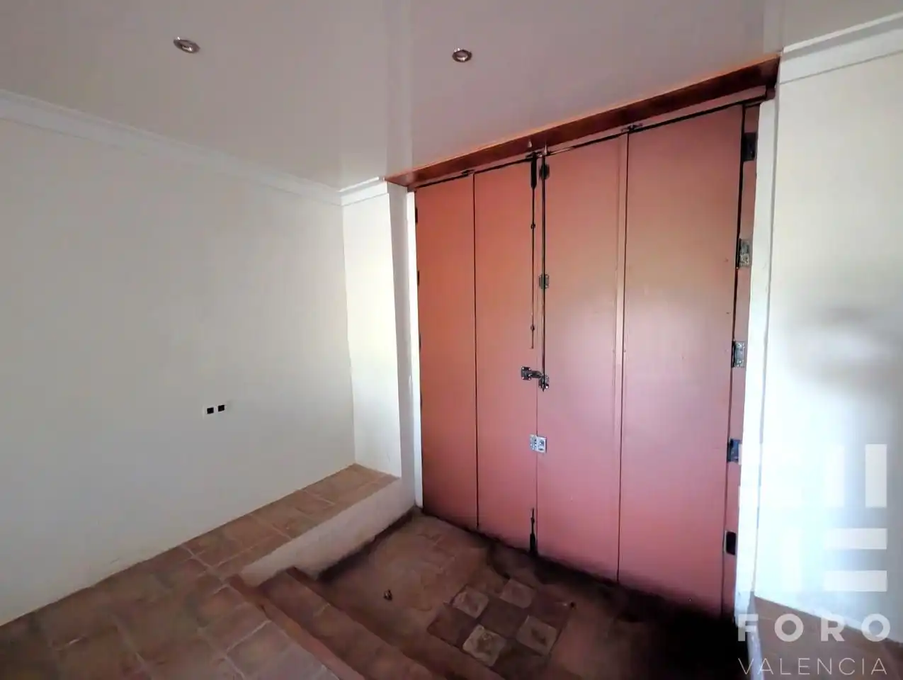 Finca rústica en venta en Alzira con Jardín privado, Balcón y Internet