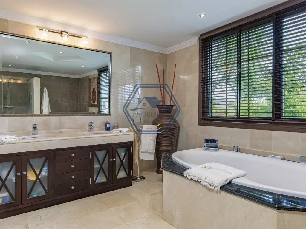 Casa con terrazza in vendita a Calle Lago Del-La Cala Golf, imagen 14