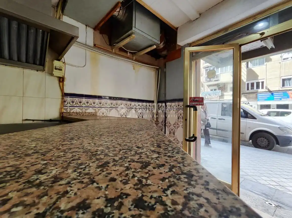Business premises for sale in Av. de Dílar, imagen 10