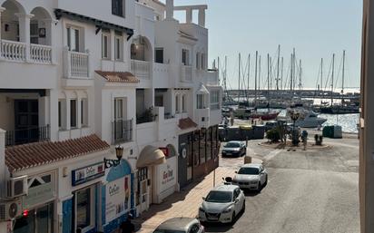 Außenansicht von Wohnungen zum verkauf in El Ejido mit Klimaanlage und Terrasse