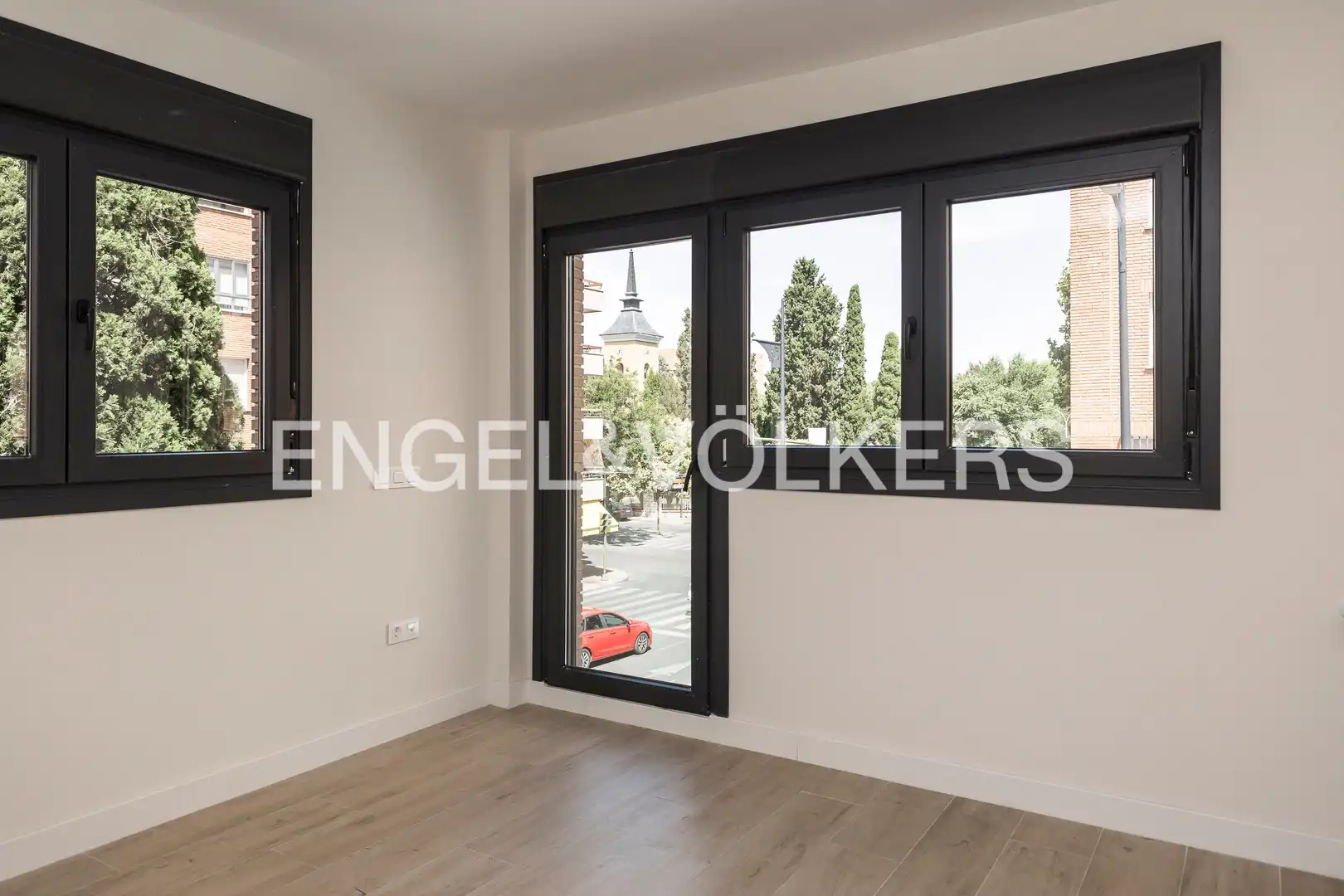 Exterior view of Flat for sale in Guadalajara  with Heating, Furnished and Balcony