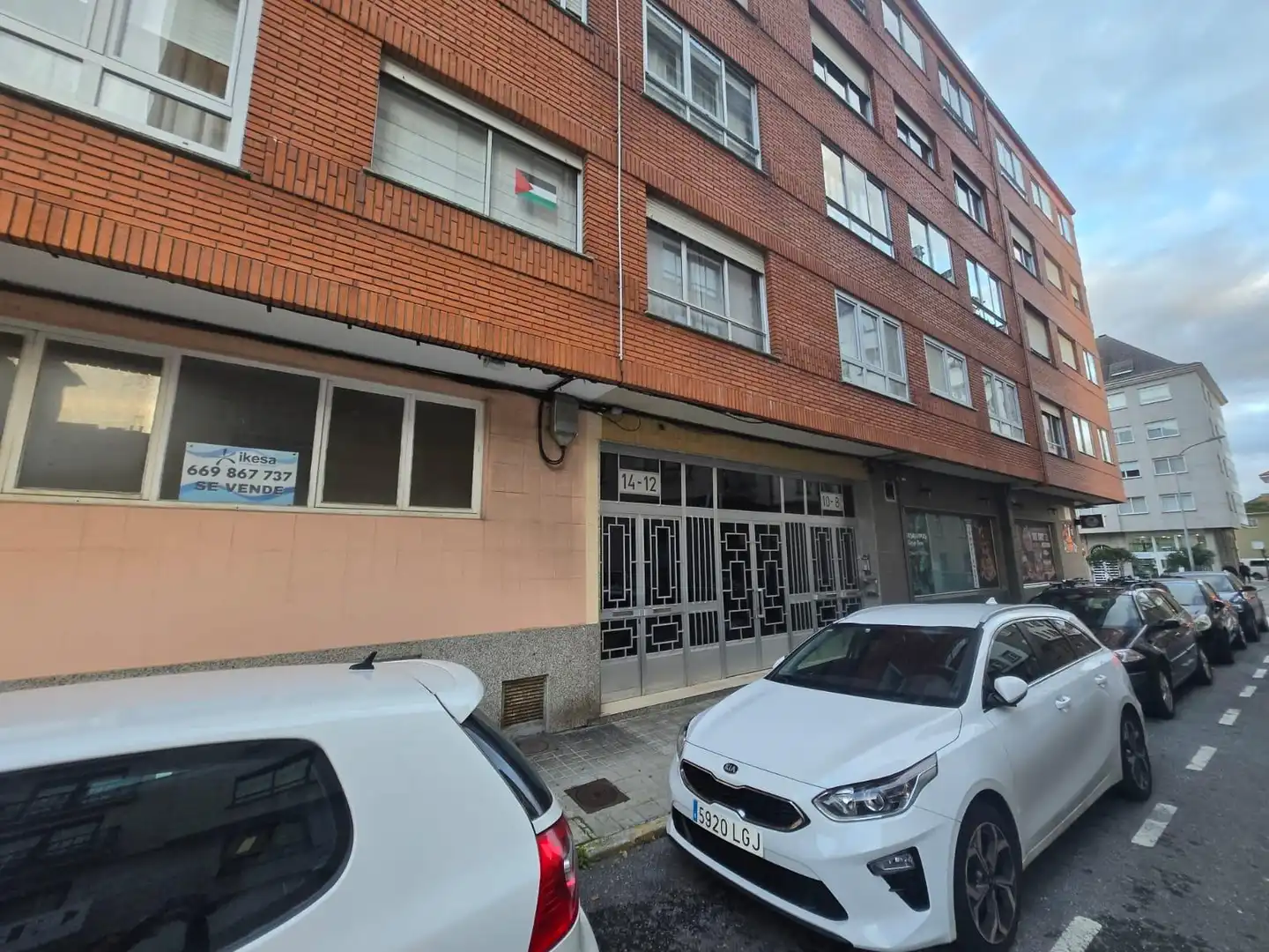 Vista exterior de Local en venta en Ferrol