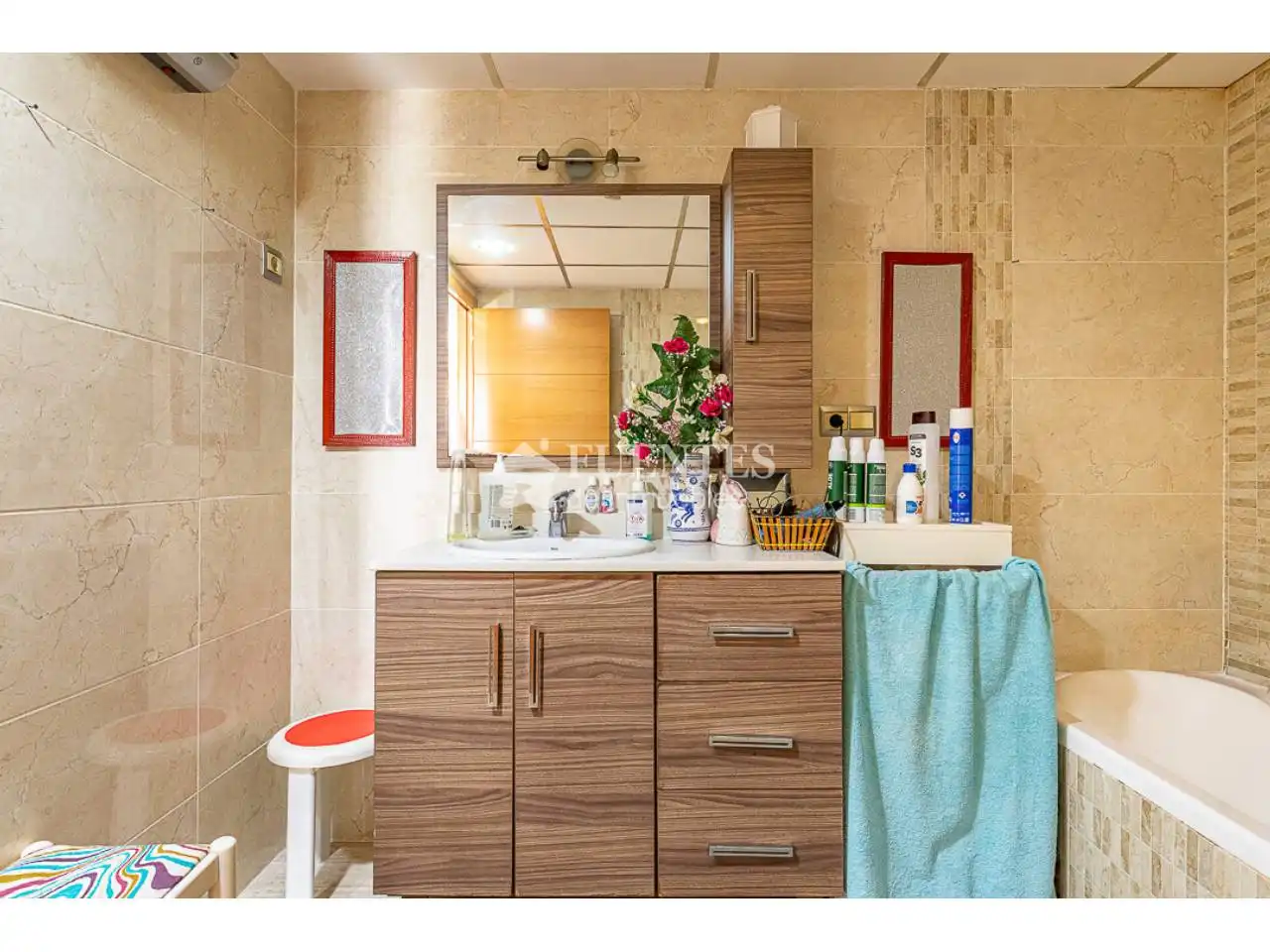 Bathroom of Flat for sale in Alicante / Alacant  with Furnished, Balcony and Alarm