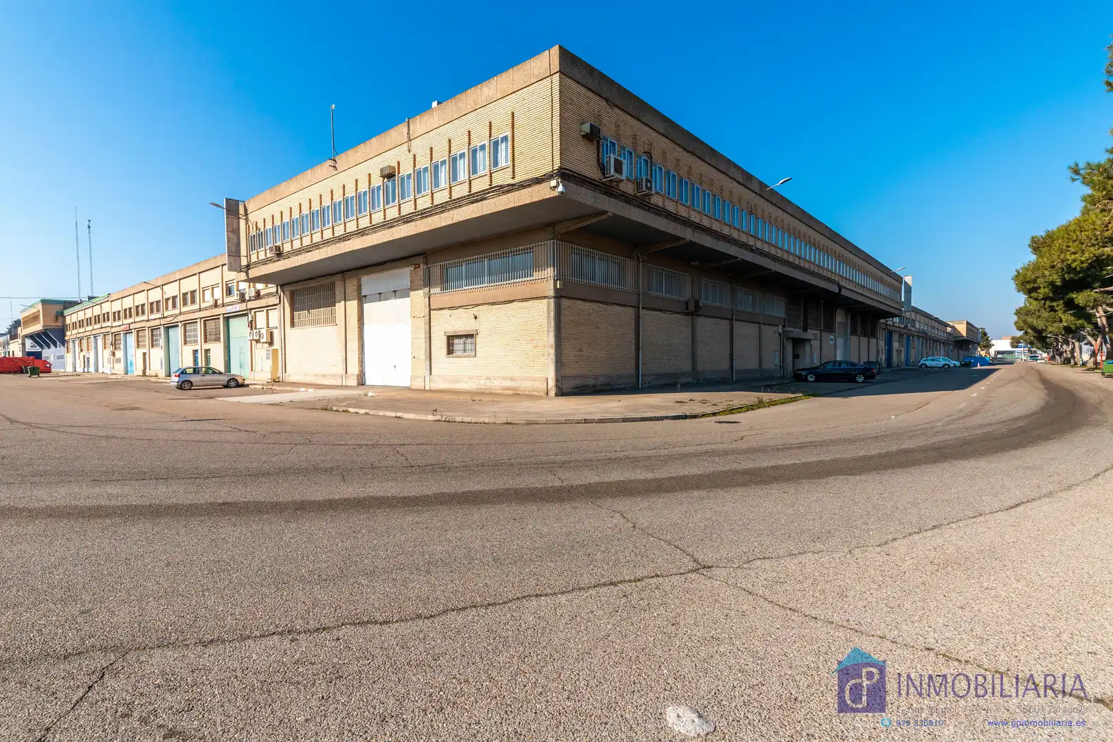 Vista exterior de Nave industrial en venta en Zaragoza